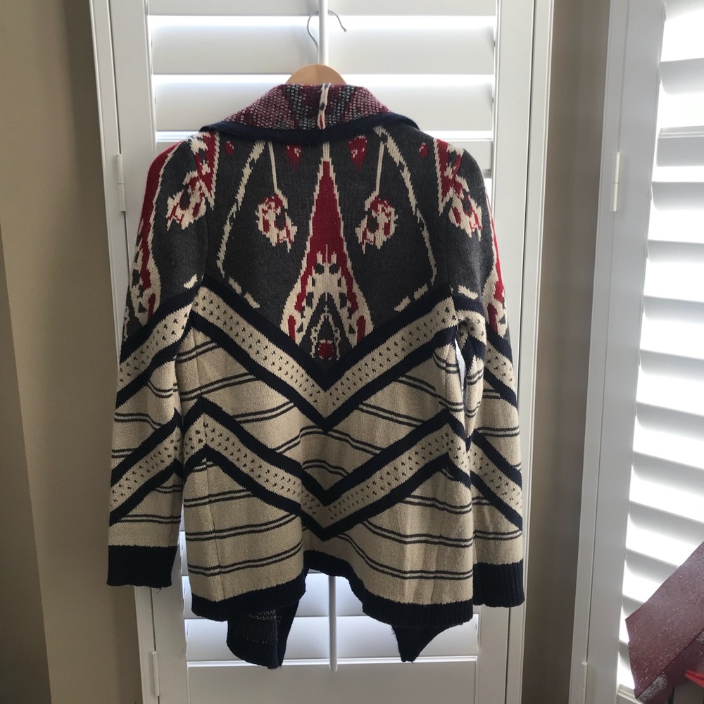 Patterned Sweater - Picture 2 of 3